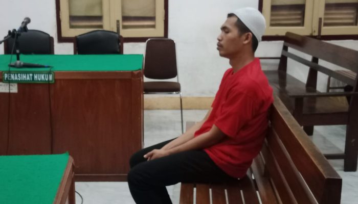 Sandal Hermes Membawa Petaka, Nefri Zaldi Divonis 18 Bulan Penjara