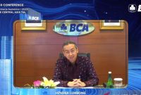 Tangkapan layar Presiden Direktur PT Bank Central Asia Tbk Hendra Lembong saat konferensi pers di Jakarta, Rabu (30/7/2025).