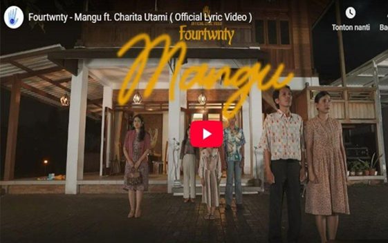 Tampilan cuplikan video resmi Fourtwnty – Mangu ft. Charita Utami yang sedang trending. Lagu ini menjadi favorit banyak pendengar karena liriknya yang puitis dan penuh makna. Temukan lirik dan chord lagu Mangu lengkap untuk membantu Anda belajar memainkan lagu ini dengan mudah di gitar atau instrumen musik lainnya.
