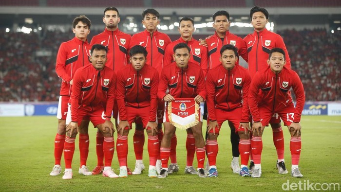 Jadwal Indosiar hari ini, 25 Juli 2025 akan menyiarkan langsung ASEAN U-23 Championship Mandiri Cup 2025 Semi Final: Indonesia vs Thailand pada pukul 19.00 WIB malam ini.
