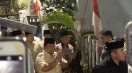 Presiden Prabowo Subianto tiba di rumah duka pengemudi ojol Affan Kurniawan, di Jalan Tayu, Menteng, Jakarta pusat, Jumat (29/8/2025).