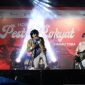 Radja Band tampil di Pesta Rakyat di kejuaraan F1 Powerboat World Championship di Kabupaten Toba, Sumatera Utara, Sabtu 
