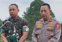 Kapolri Jenderal Polisi Listyo Sigit Prabowo dan Panglima TNI Jenderal Agus Subiyanto di Kopi Koneng, Bojongkoneng, Kabupaten Bogor, Jawa Barat, Sabtu (30/8/2025).