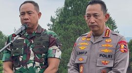 Kapolri Jenderal Polisi Listyo Sigit Prabowo dan Panglima TNI Jenderal Agus Subiyanto di Kopi Koneng, Bojongkoneng, Kabupaten Bogor, Jawa Barat, Sabtu (30/8/2025).