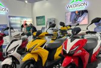 Booth motor listrik Wedison Victory di GIAAS 2025
