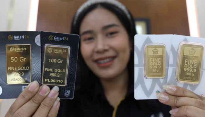 Harga Emas Antam Melorot Rp4.000 Dibanderol Rp1.929.000 Per Gram di perdagangan Senin (25/8/2025)