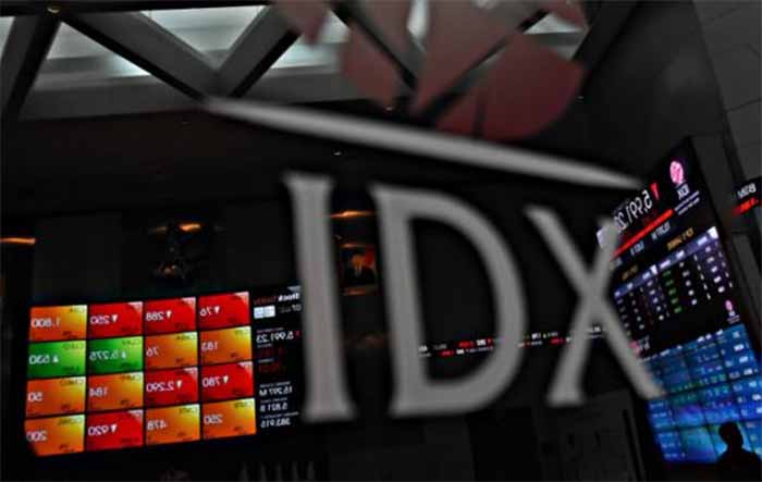 rupiah spot menguat 0,04% dibanding penutupan hari sebelumnya yang berada di level Rp 16.353 per dolar AS.