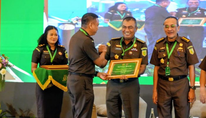 Bidang Intelijen Kejati Sumut Raih Penghargaan Terbaik ke-III se-Indonesia