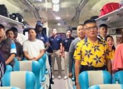 Merayakan Kemerdekaan di Atas Rel: Penumpang Kereta Api Ikut Menyanyikan Indonesia Raya Serentak