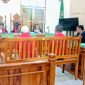 Kedua terdakwa kurir sabu asal Aceh, menjalani sidang dakwaan di PN Medan, Rabu (20/8/2025)