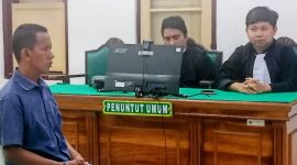 Mantan Kades Petuaran Hilir, Sugiono menjalani sidang putusan di Pengadilan Tipikor Medan, Rabu (20/8/2025)