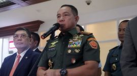 Panglima TNI Jenderal Agus Subiyanto di kompleks parlemen, Jakarta, Rabu (2/7/2025)