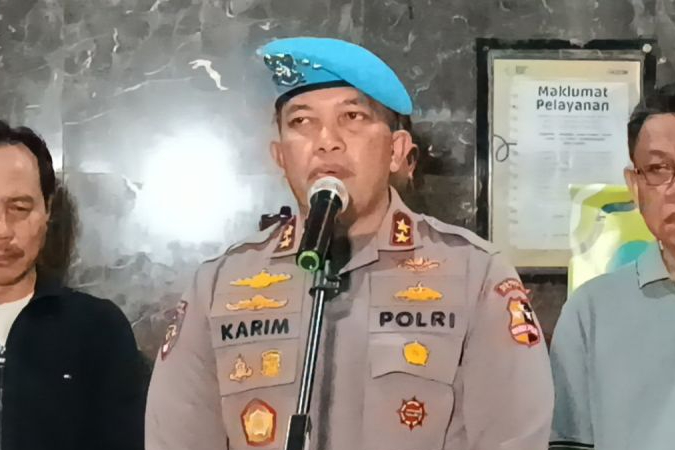 Kadiv Propam Polri Irjen Polisi Abdul Karim memberi keterangan di Jakarta, Jumat malam (29/8/2025).