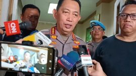 Kapolri Jenderal Pol Listyo Sigit Prabowo saat memberi keterangan kepada media di Jakarta, Jumat (29/8/2025).