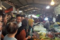 Wakil Presiden Gibran Rakabuming Raka melakukan kunjungan mendadak atau blusukan ke Pasar Flamboyan di Kota Pontianak, Kalimantan Barat, pada Sabtu (23/8/2025) pagi.
