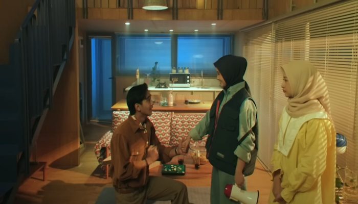 Lirik dan Chord Lagu Lampu Kuning Juicy Luicy, Beserta Makna Filosofisnya
