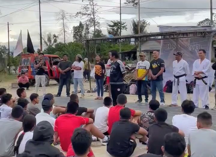 Jeka Saragih gelar seminar bela diri bagi ratusan pemuda-pemudi