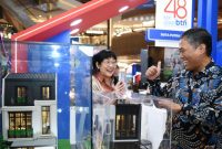 Direktur Consumer Banking BTN Hirwandi Gafar (kanan).