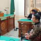 Kedua terdakwa korupsi pengutipan dana sekolah, menjalani sidang tuntutan di Pengadilan Tipikor Medan, Senin (4/8/2025) sore.