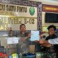 KontraS Sumut menyerahkan Amicus Curiae atau sahabat peradilan kepada Pengadilan Militer I-02 Medan, Jumat (15/8). Foto: Dok KontraS Sumut