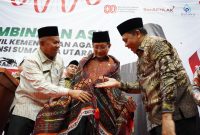Menteri Agama RI Prof Nasaruddin Umar, diulosi oleh Kepala Kanwil Kemenag Sumut, dalam acara pembinaan ASN di Medan, Rabu (20/8/2025)
