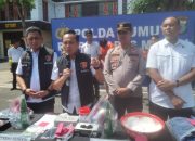 Asmara Berujung Maut: Kekasih Dibunuh dengan Botol Bir, Motif Dendam dan Narkotika