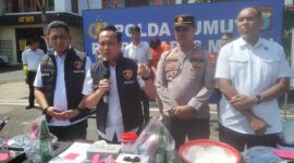 Polrestabes Medan memaparkan kasus pembunuhan dengan tersangka David Chandra, Rabu (27/8/2025)