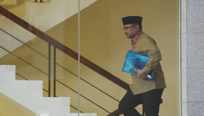 BREAKING NEWS: KPK Tetapkan Eks Menag Yaqut Cholil Qoumas Tersangka Korupsi Kuota Haji