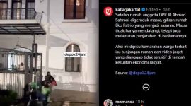 giliran rumah politikus PAN Eko Hendro Purnomo alias Eko Patrio dan anggota DPR RI Uya Kuya yang ikut kena geruduk massa. Video soal penjarahan di rumah Eko beredar luas di media sosial.
