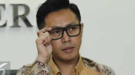 Partai Amanat Nasional (PAN) memutuskan untuk menonaktifkan Eko Hendro Purnomo alias Eko Patrio dan Surya Utama alias Uya Kuya sebagai anggota DPR RI dari Fraksi PAN DPR RI, terhitung sejak hari Senin, 1 September 2025.

Keputusa