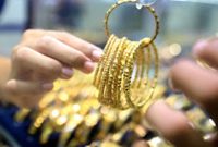 Harga emas di Banda Aceh hari ini dijual Rp5.700.000 per mayam. Harga emas tersebut sama dengan hari sebelumnya yang dipatok Rp 5.700.000 per mayam.
