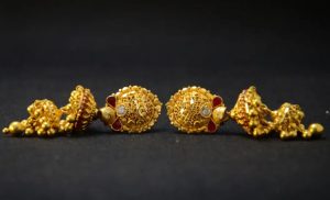 Harga Emas Perhiasan di Perdagangan Senin 18 Agustus 2025: Harga Jual Emas Kuning (Model Rantai) Dibanderol Rp929.000 Per Gram