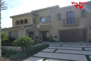Viral, Giliran Rumah Politikus PAN Eko Patrio dan Uya Kuya Digerebek Massa