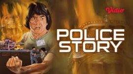 Sinopsis Film Police Story sebuah film yang diperankan oleh Jackie Chan tayang di Bioskop Trans TV Hari ini 7 Agustus 2025 Pukul 23.00 WIB malam ini.