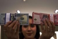 rupiah spot menguat 0,04% dibanding penutupan hari sebelumnya yang berada di level Rp 16.368 per dolar AS. Pergerakan rupiah sejalan dengan mayoritas mata uang di Asia.