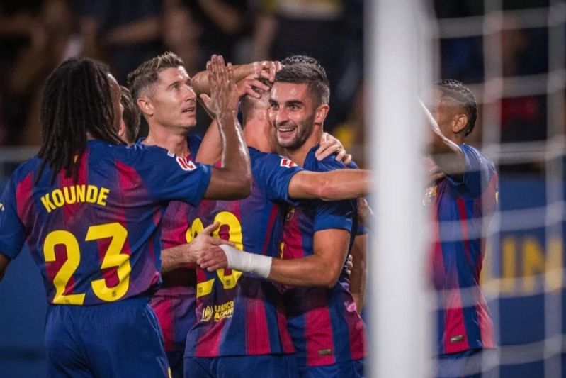 Ilustrasi - Barcelona sukses menggusur Real Madrid dari puncak klasemen setelah menekuk Real Sociedad. Fcbarcelona.com