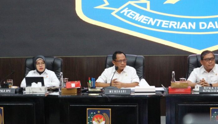 Mendagri Tito Larang Kepala Daerah Gelar Seremonial dan Minta Stop “Flexing” di Tengah Krisis Kepercayaan Publik