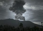 Gunung Marapi Meletus Lagi, Kolom Abu Capai 1.000 Meter, Status Waspada Level II