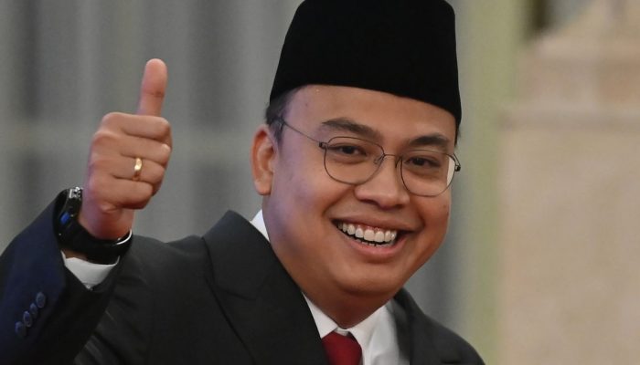 Sosok Angga Raka Prabowo yang Rangkap 3 Jabatan dan Tuai Sorotan