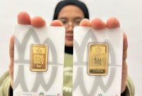 Harga emas Antam itu naik Rp 9.000 jika dibandingkan dengan Rabu (3/9/3035) yang berada di level Rp 2.035.000 per gram.