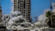 Ilustrasi pemboman Israel terhadap Menara Mushtaha di Jalur Gaza.