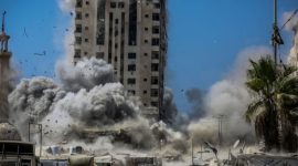 Ilustrasi pemboman Israel terhadap Menara Mushtaha di Jalur Gaza.