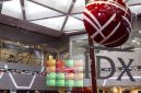 Indeks Harga Saham Gabungan (IHSG) menguat 30,45 poin atau 0,38% ke 8.071,115. Penguatan IHSG ini disokong mayoritas indeks sektoral.