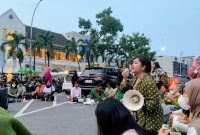 Women’s March Medan soroti kepemimpinan presiden Prabowo yang sarat dengan toksik maskuliniti. Foto: Topikseru.com/Agus Sinaga