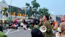 Women’s March Medan soroti kepemimpinan presiden Prabowo yang sarat dengan toksik maskuliniti. Foto: Topikseru.com/Agus Sinaga