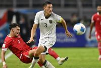 Pesepak bola Timnas Indonesia Jay Noah Idzes tampil melawan Timnas Lebanon dalam FIFA Matchday di Stadion Gelora Bung Tomo, Surabaya, Jawa Timur, Senin (8/9/2025). Foto: Antara