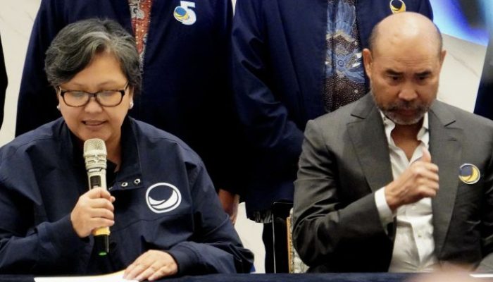 NasDem Minta Gaji dan Fasilitas Sahroni dan Nafa Urbach Disetop