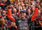 MotoGP San Marino 2025: Marco Bezzecchi Juara Sprint Race Usai Marc Marquez Jatuh