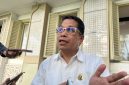 Direktur Jenderal Minyak dan Gas Bumi (Migas) Kementerian Energi dan Sumber Daya Mineral (ESDM) Laode Sulaeman memberi keterangan ketika ditemui di Kantor Kementerian ESDM, Jakarta, Senin (8/9/2025). Foto: Antara