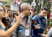 Soroti Penangkapan Direktur Lokataru, Benny K Harman Komisi III: Polisi Harus Bedakan Ajakan Demonstrasi dan Anarkis